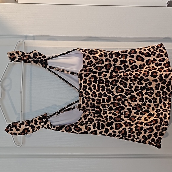 Beachsissi Bathing Suit Top - Picture 7 of 11